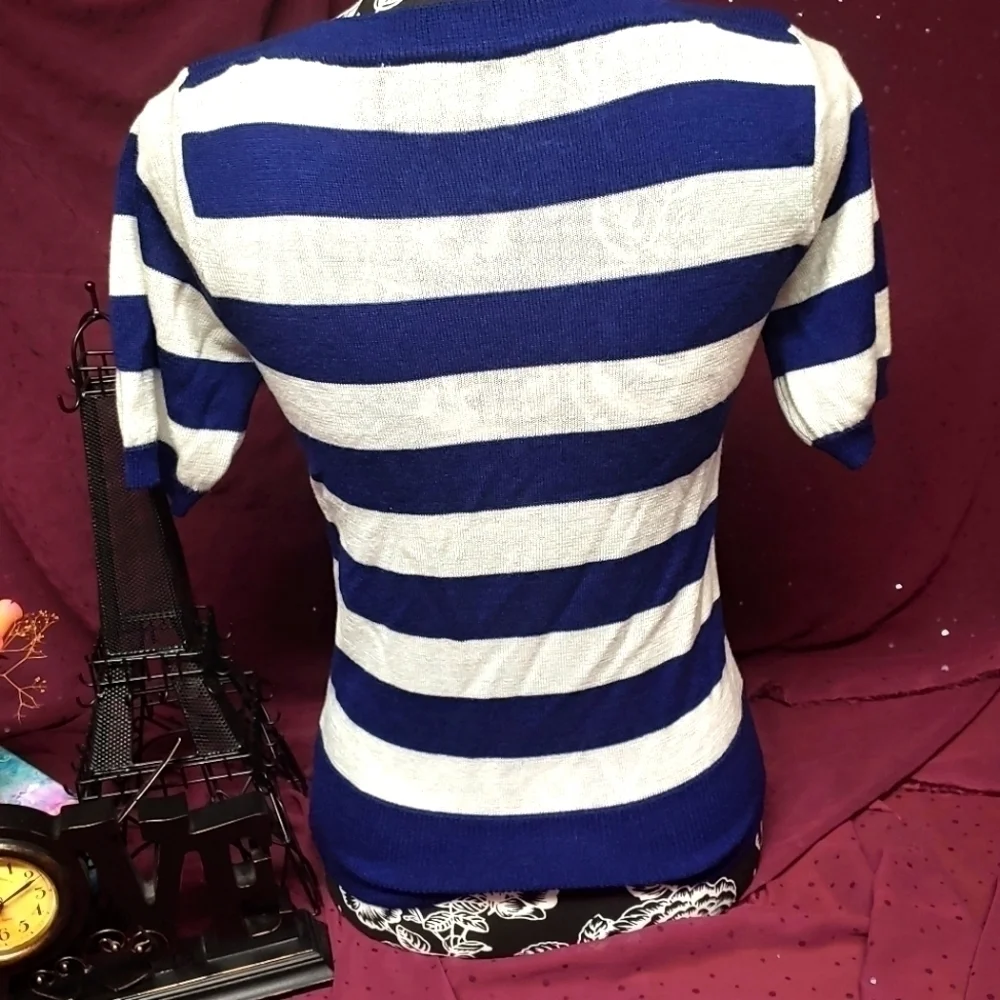 Knitvo Navy White Striped Sweater